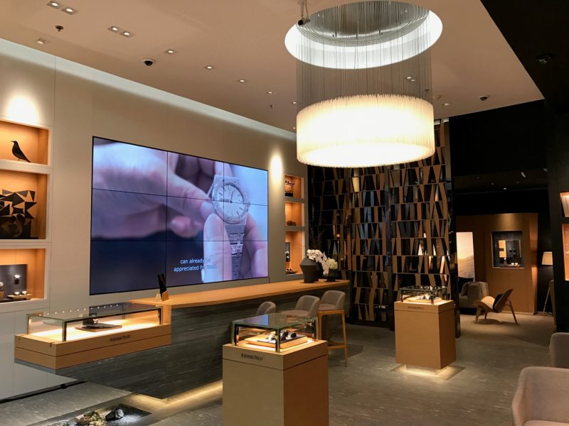 Luxury Store